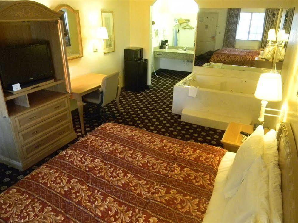 Homebridge Inn And Suites Beaumont Eksteriør bilde